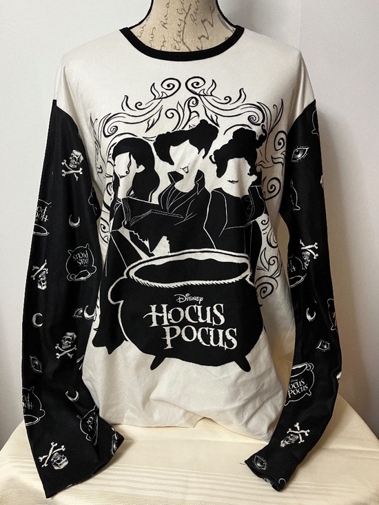 Disney Other - Disney Hocus Pocus PJ’s Set Sz L Black & Cream NWOT